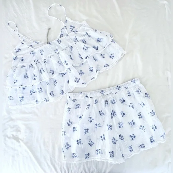 NWOT Joie Sleep Tank/Shorts Pajama Set - White/Blue Floral - Size M - Picture 6 of 11